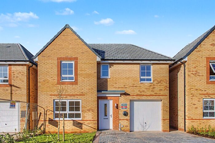 4 Bedroom Detached House For Sale In Wharfe Close, DN11