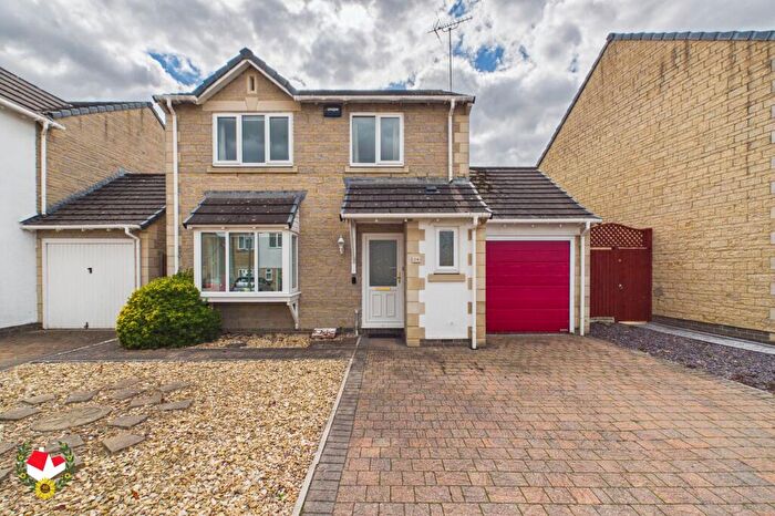 3 Bedroom Detached House For Sale In Thomas Stock Gardens, Abbeymead, Gloucester, GL4
