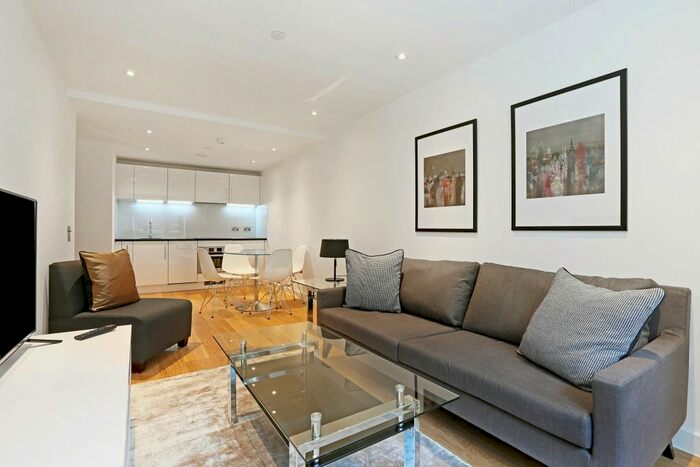 2 Bedroom Flat To Rent In Fetter Lane, London, EC4A