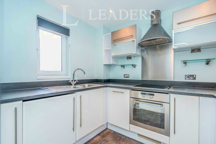 2 Bedroom Apartment To Rent In Oceana Boulevard, Southampton, SO14