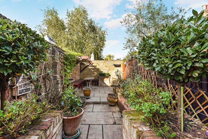 2 Bedroom End Of Terrace House For Sale In West Street, Harrow, Middlesex, HA1