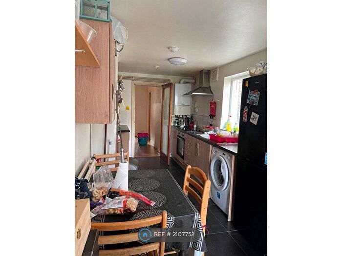 3 Bedroom Terraced House To Rent In Playford Road, London, N4
