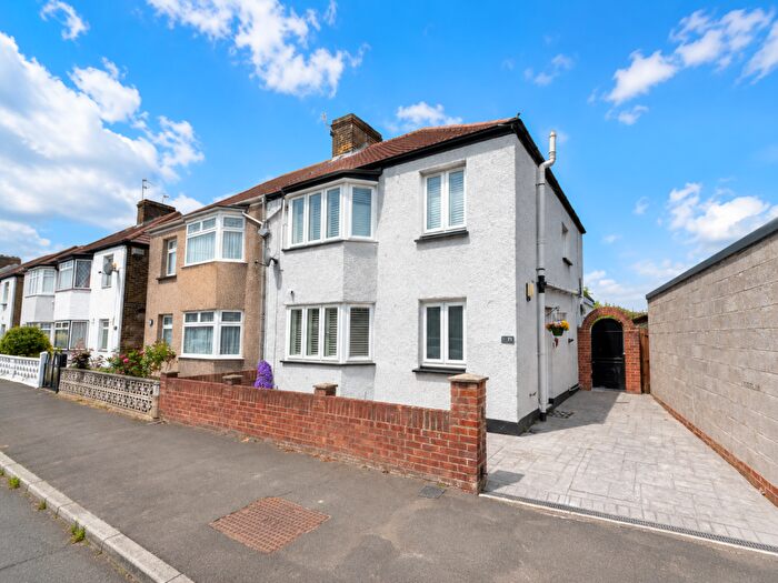 3 Bedroom Semi-Detached House For Sale In Bethel Road, Welling, Bexley, DA16