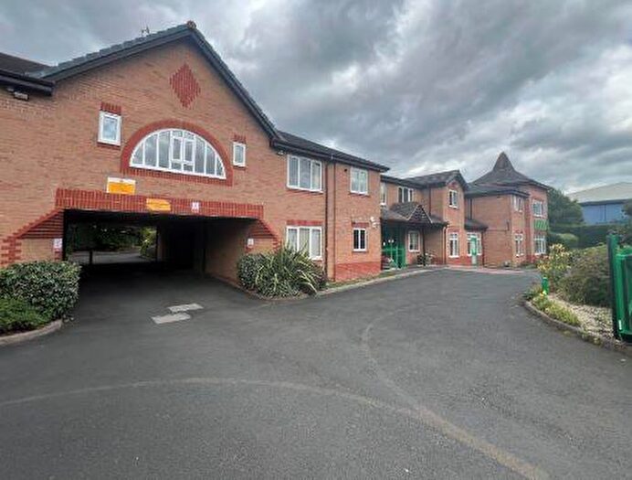 1 Bedroom Retirement Property For Sale In Apartment Kingsford Court, Ulleries Road, Solihull, B92