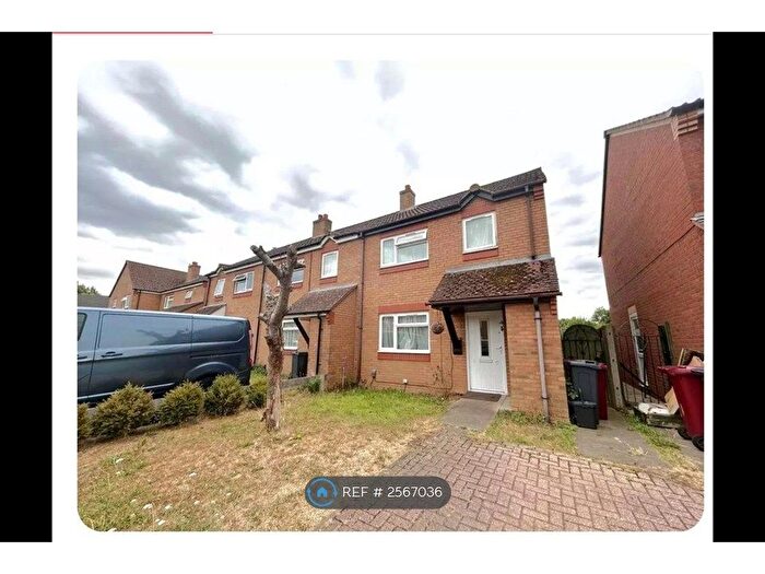 2 Bedroom Semi-Detached House To Rent In Ian Mikardo Way, Reading, RG4