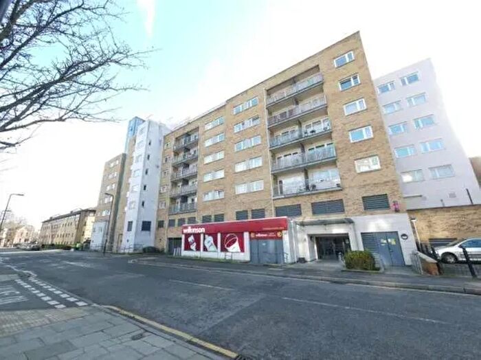 1 Bedroom Flat To Rent In Singapore Road, London, W13