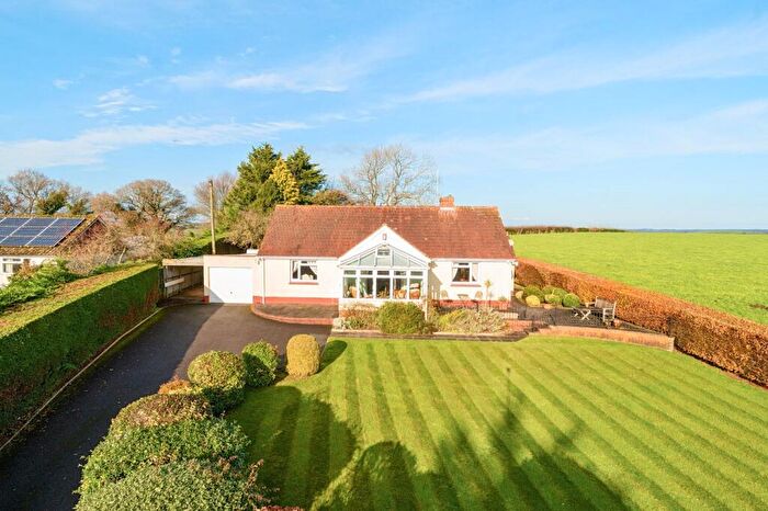 3 Bedroom Detached House For Sale In Crediton, Devon, EX17
