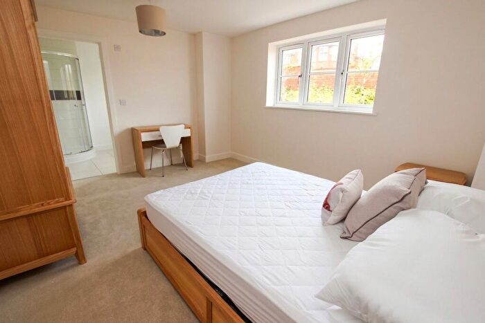 1 Bedroom Detached House To Rent In Brunswick Hill, Reading, RG1