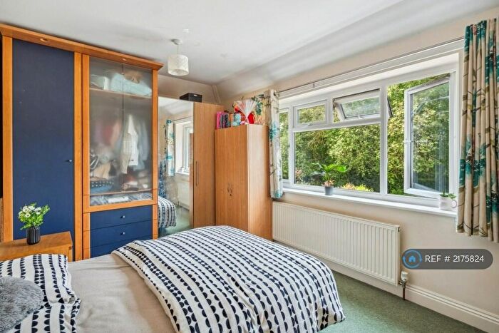 4 Bedroom Semi-Detached House To Rent In New Road, Chalfont St. Giles, HP8