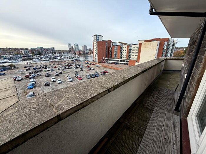 2 Bedroom Apartment For Sale In Over 's - Pownall Road, IP3