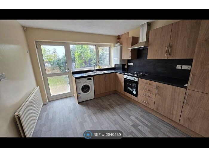 3 Bedroom Terraced House To Rent In Ferndale, Eaglestone, Milton Keynes, MK6