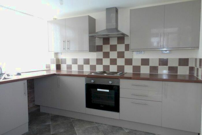 3 Bedroom Semi-Detached House To Rent In Harris Road, Kirkby-In-Ashfield, Nottingham, NG17