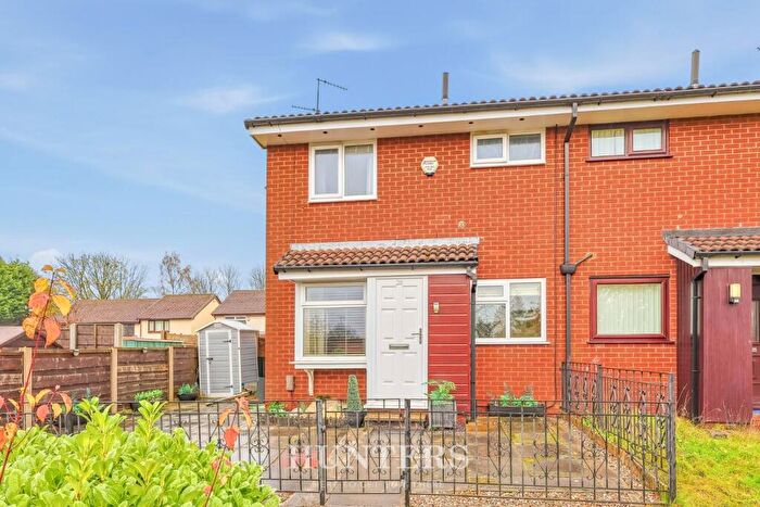 1 Bedroom Maisonette For Sale In Beech Street, Middleton, Manchester, M24