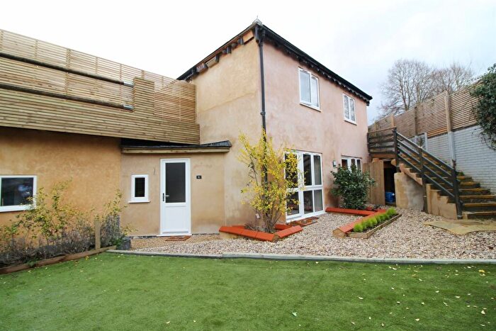 Studio To Rent In Canal Way, Reading, RG1