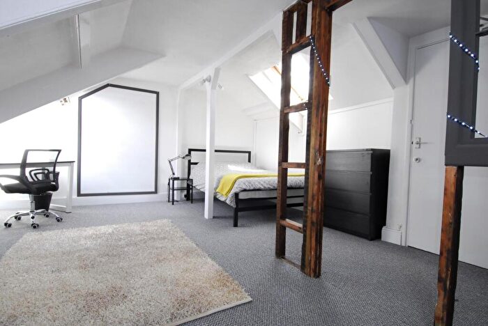 6 Bedroom House To Rent In Baring Street, Plymouth, PL4