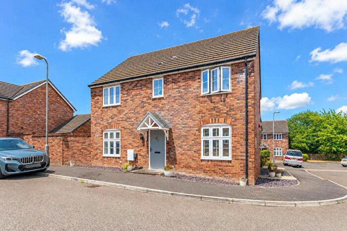 4 Bedroom Detached House For Sale In Gloch Wen Close, Rhiwderin, NP10