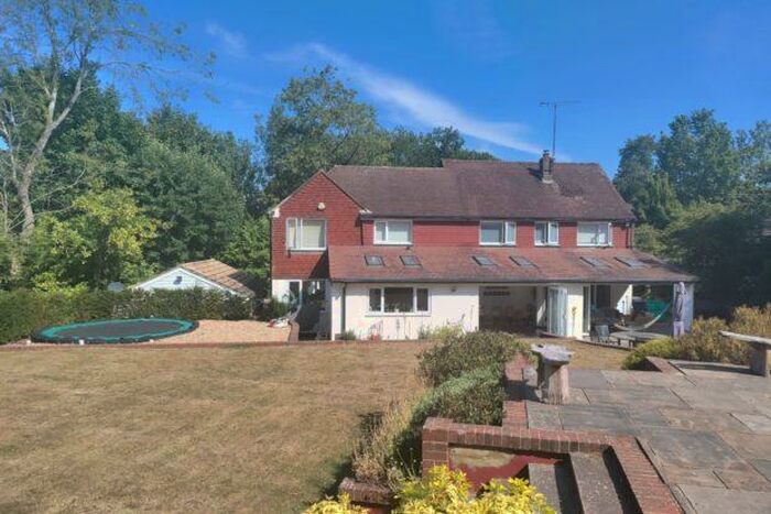 5 Bedroom Detached House To Rent In Lucastes Avenue, Haywards Heath, RH16