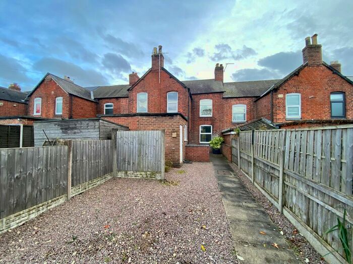 3 Bedroom Terraced House To Rent In Poplar Avenue, Moira, DE12