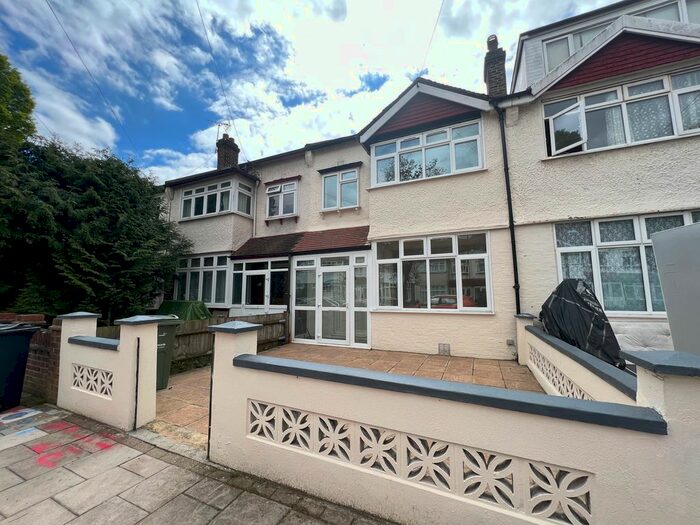 4 Bedroom Terraced House To Rent In Glenister Park Road, London, SW16