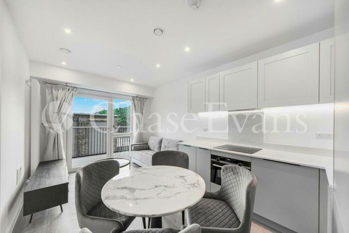 Studio To Rent In Royal Docks West, Western Gateway, E16