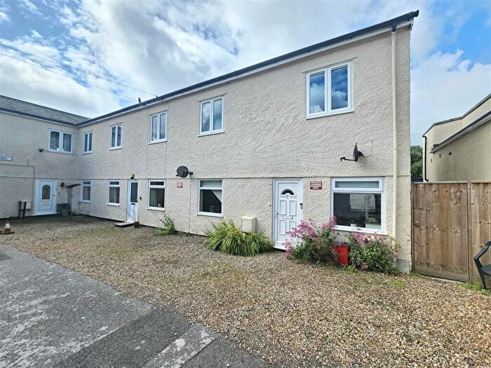 2 Bedroom Flat For Sale In Ground Floor Flat, Yelverton, PL20