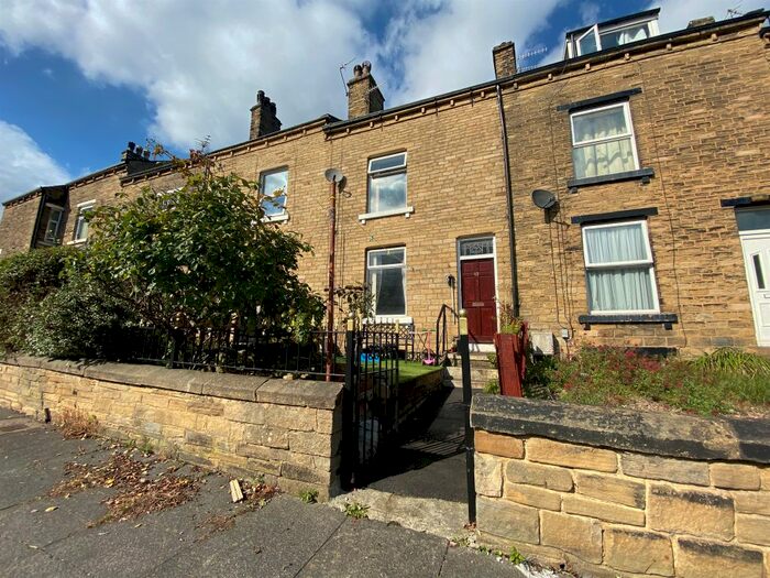 4 Bedroom Property To Rent In Alexandra Road, Shipley, BD18