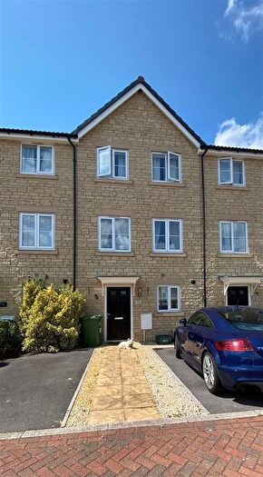 3 Bedroom Town House For Sale In Sapphire Way, Brockworth, GL3
