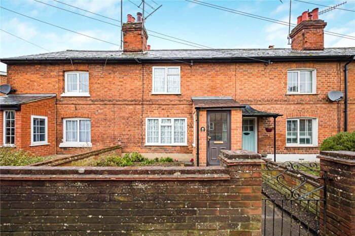 2 Bedroom Terraced House For Sale In Greys Road, RG9