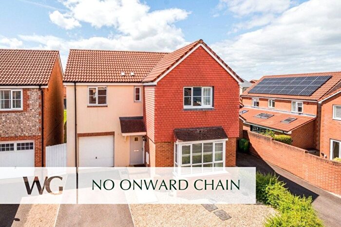 4 Bedroom Detached House For Sale In Cranbrook, Exeter, EX5