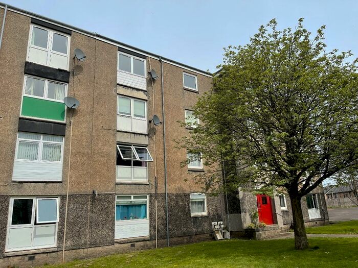 2 Bedroom Flat To Rent In Charles Avenue, Renfrew, Renfrewshire, PA4