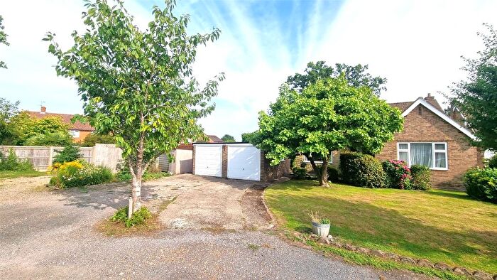 4 Bedroom Bungalow For Sale In Horley, Surrey, RH6