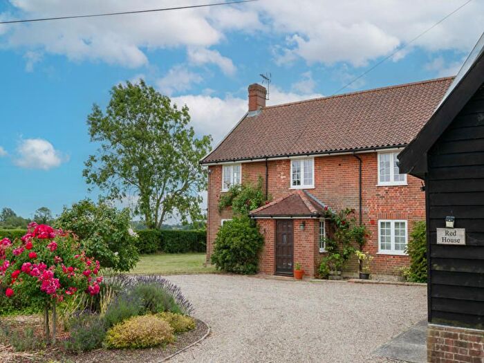 4 Bedroom Detached House For Sale In Letheringham, Woodbridge, IP13