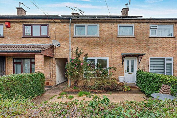 3 Bedroom Terraced House For Sale In Woburn Close, Leicester, LE2