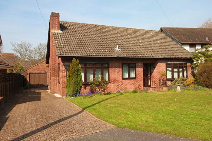 2 Bedroom Detached Bungalow For Sale In Hound Road Gardens, Netley Abbey, Southampton, SO31
