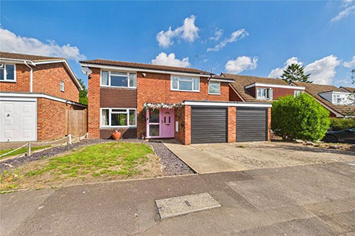 5 Bedroom Detached House For Sale In Askew Drive, Spencers Wood, Reading, Berkshire, RG7
