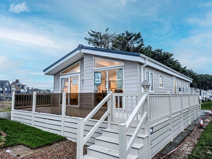 3 Bedroom Park Home For Sale In Rye Harbour Road, Rye Harbour, Rye, TN31