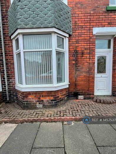 2 Bedroom Flat To Rent In Burnville Road, Sunderland, SR4