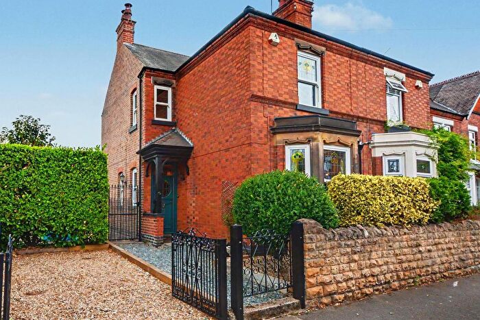 3 Bedroom Semi-Detached House For Sale In George Avenue, Long Eaton, NG10