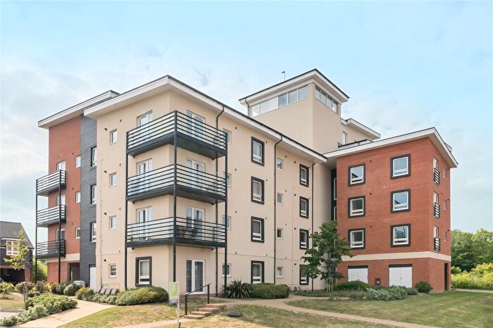 2 Bedroom Apartment To Rent In Webster Close, Bracknell, Berkshire, RG12