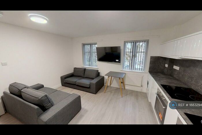 8 Bedroom Flat To Rent In Whitson Street, Bristol, BS1