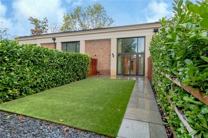 1 Bedroom Terraced House To Rent In Glen Island, SL6