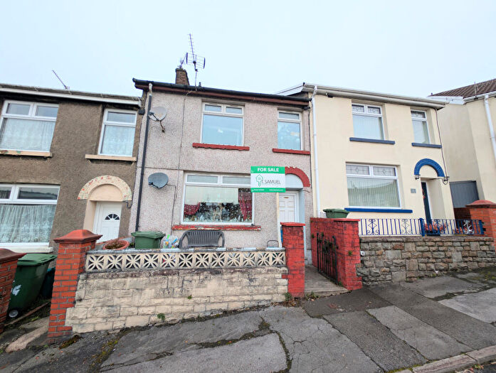 3 Bedroom Terraced House For Sale In King Street, Abercynon, CF45