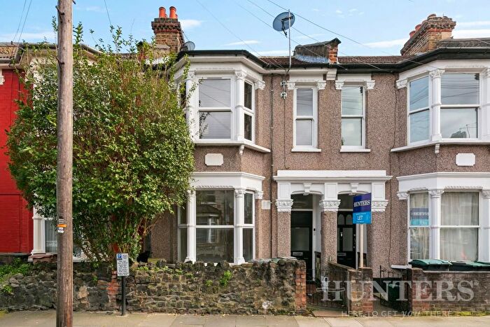 1 Bedroom Flat To Rent In Ranelagh Road, London, N17