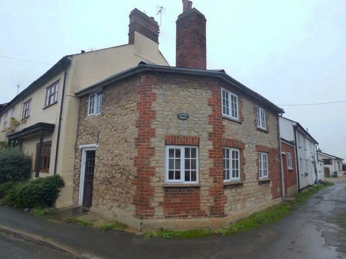 2 Bedroom Cottage To Rent In School Lane, Preston Bissett, MK18