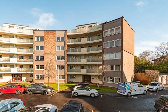 2 Bedroom Flat For Sale In Barnton Court, Edinburgh, EH4