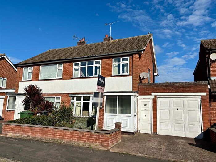 3 Bedroom Semi-detached House For Sale In Rockhill Drive, Mountsorrel, Loughborough, LE12