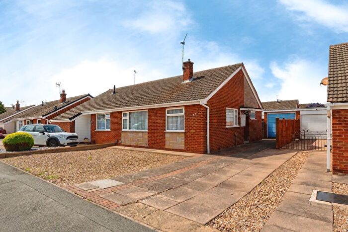 2 Bedroom Bungalow For Sale In Worcester Avenue, Birstall, Leicester, Leicestershire, LE4