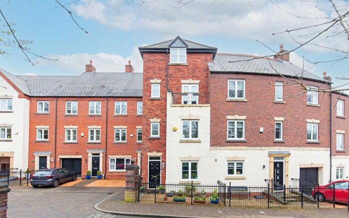 4 Bedroom Semi Detached House For Sale In Danvers Way, Fulwood, PR2