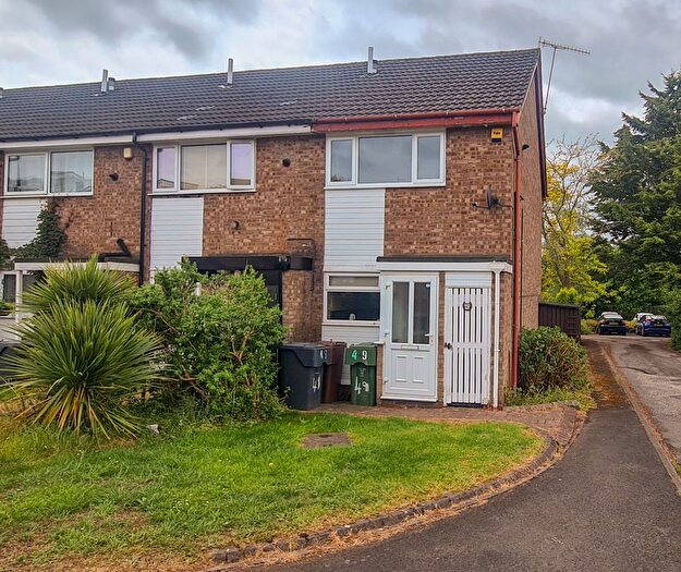 2 Bedroom Terraced House To Rent In Pennine Road, Bromsgrove, B61