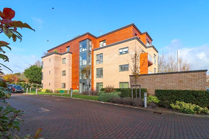 2 Bedroom Flat To Rent In Leckhampton Place, Cheltenham, GL53